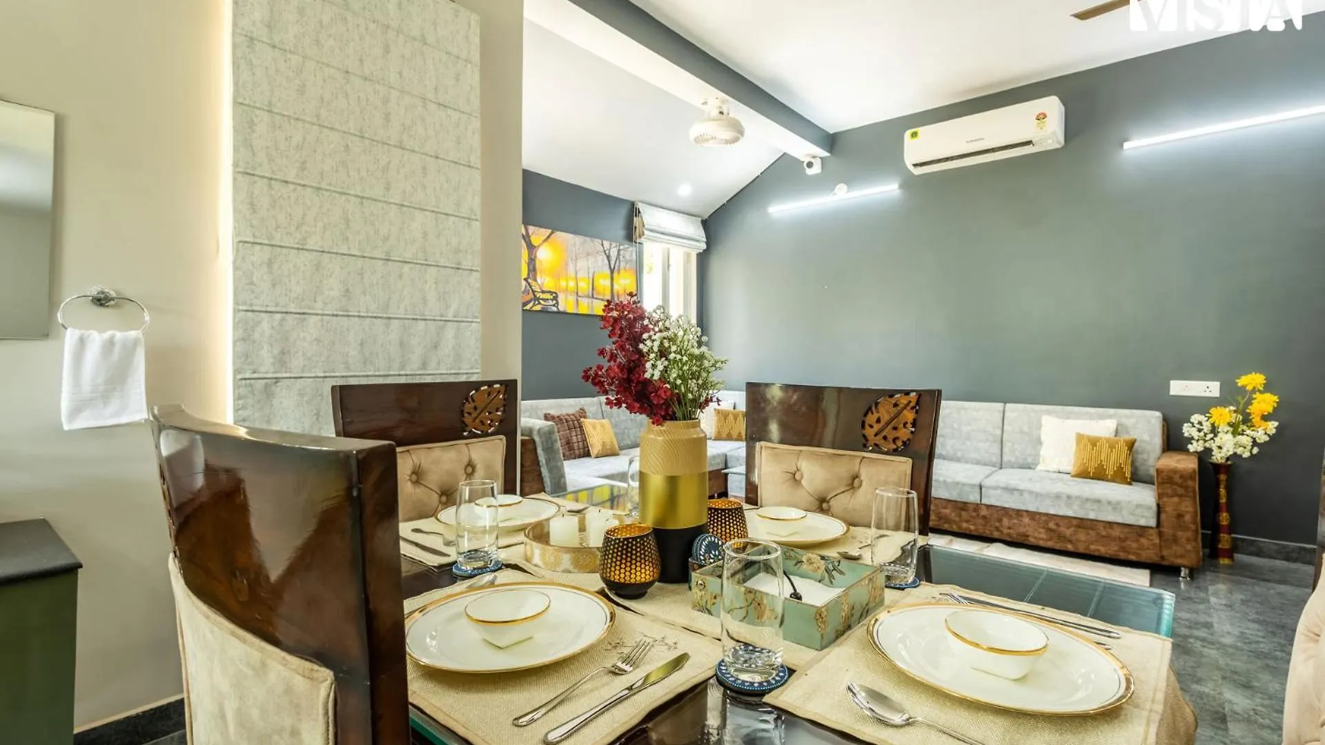 Arcadian Manor With Indoor Pool Indoor-Outdoor Games At Varanasi By Stayvista